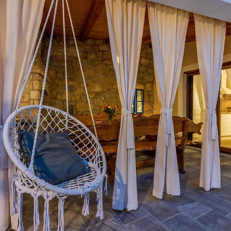 Amazing In Grizani With Sauna * Grižane