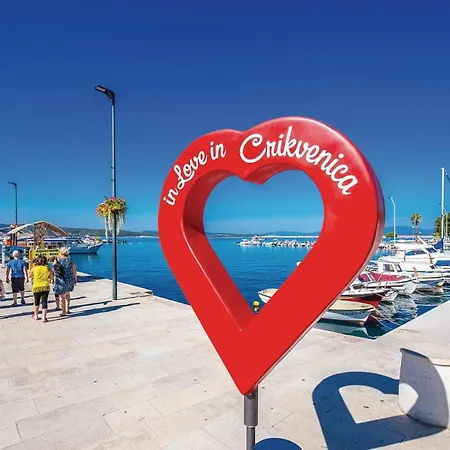 Case de vacanță Amazing In Grizani With Sauna *