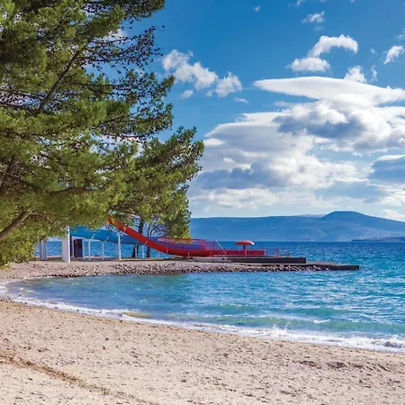 Case de vacanță Amazing In Grizani With Sauna *