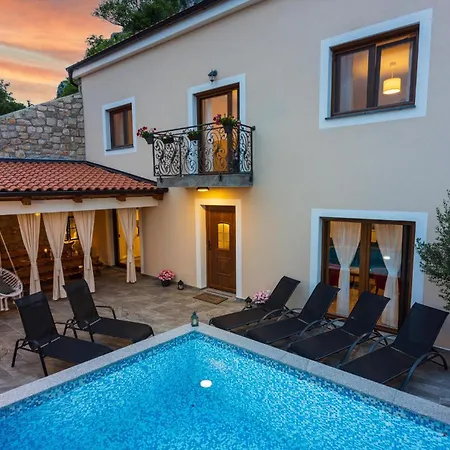 Amazing In Grizani With Sauna *