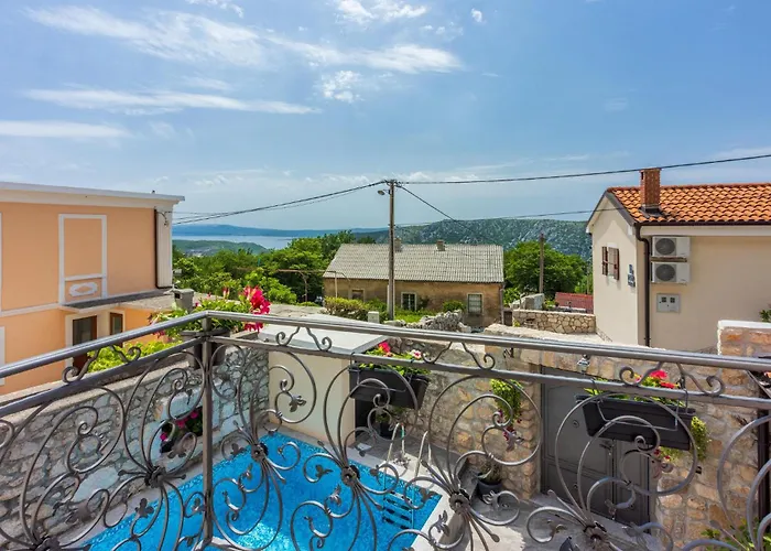 Amazing In Grizani With Sauna 度假居 *